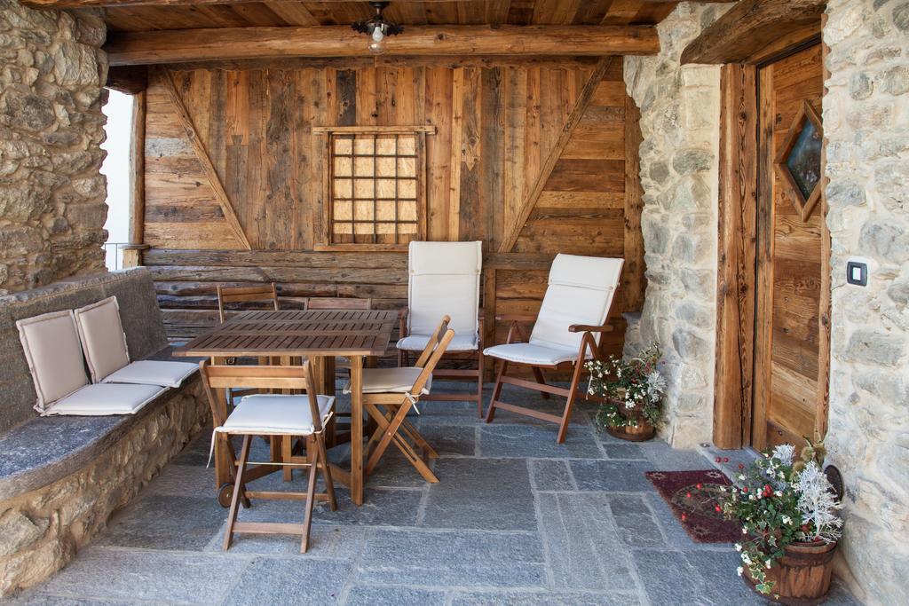 Apartmán Souvenir De Tsaneli Roisan Pokoj fotografie