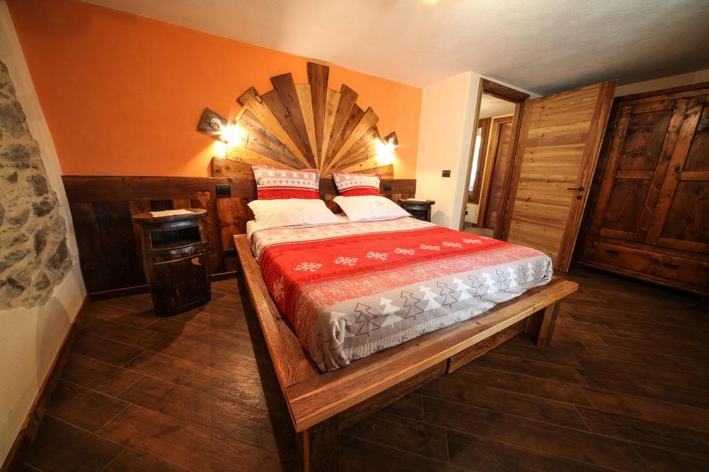 Apartmán Souvenir De Tsaneli Roisan Pokoj fotografie