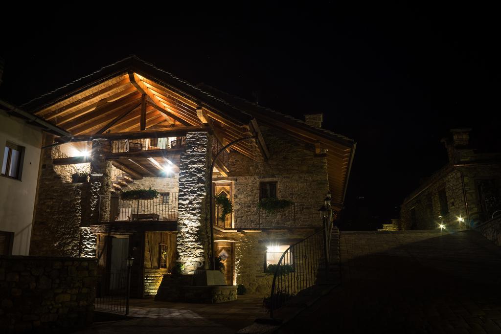 Apartmán Souvenir De Tsaneli Roisan Exteriér fotografie