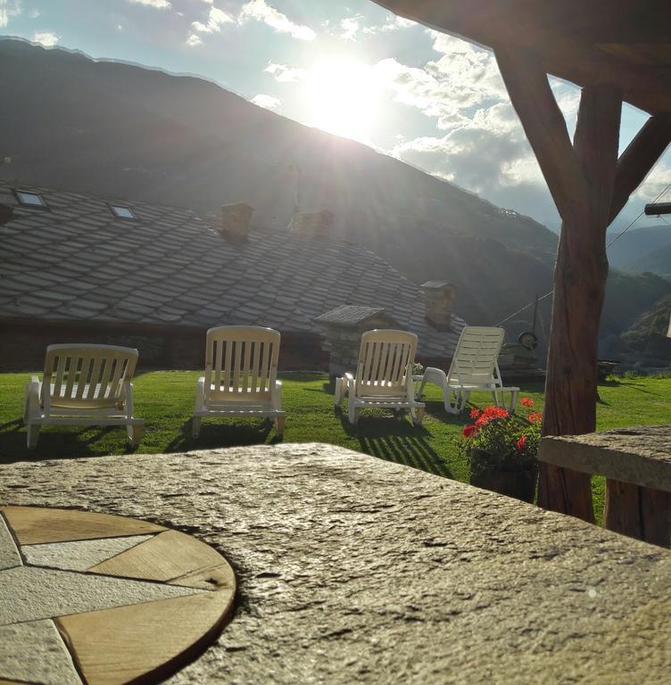Apartmán Souvenir De Tsaneli Roisan Exteriér fotografie